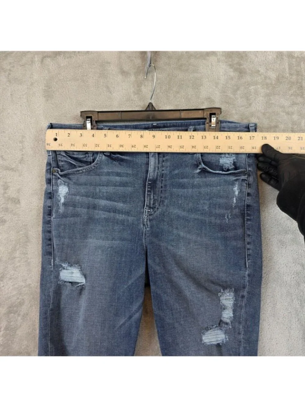 True Religion Shorts Mens 34 Blue Denim Distressed Bermuda 11 Inseam Raw Hem